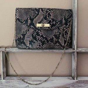 Banana Republic Leather crossbody purse